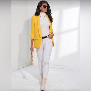 SHEIN Bizwear Flat Pocket Blazer in yellow